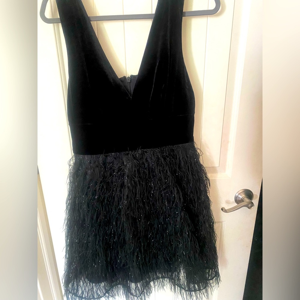 Black bcbg dress new with tag attached. Size large